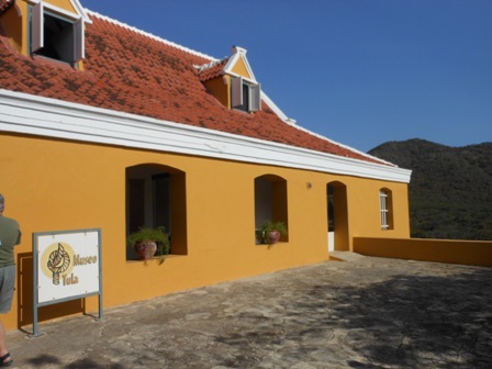 Curacao Museo Tula