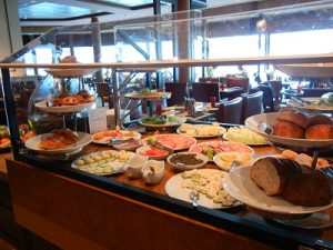 Continental breakfast for Elite members Continental breakfast for Elite cruisers
