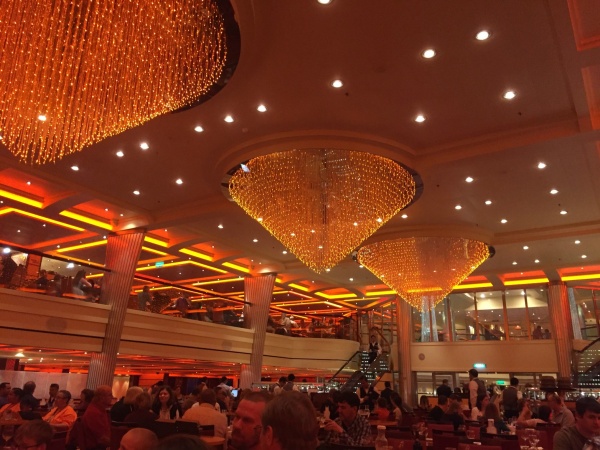 Carnival Breeze Blush dining room