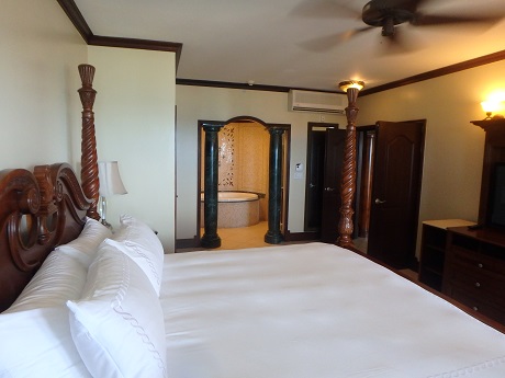 1-bedroom butler suite Mediterranean Village 1-bedroom butler suite